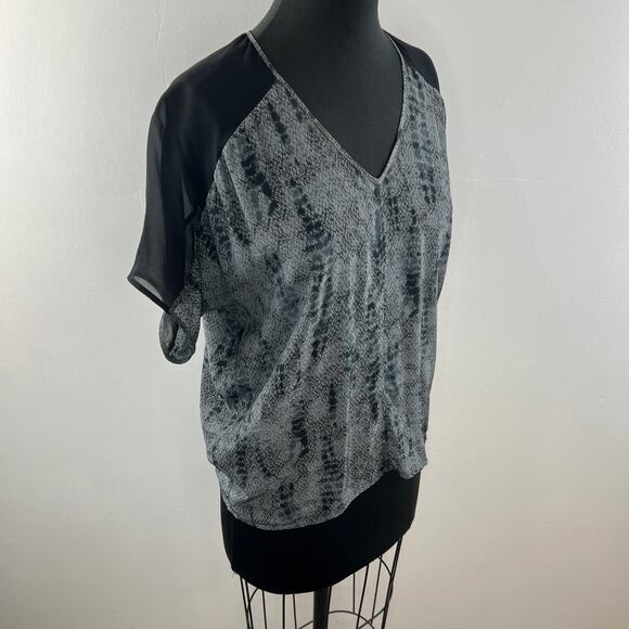 EILEEN FISHER Gray Black Blouse Top Silk Snake Print Deep V-Neck Petite Small PS - Picture 4 of 9